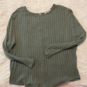 Green Envelope Los Angelos olive green sweater